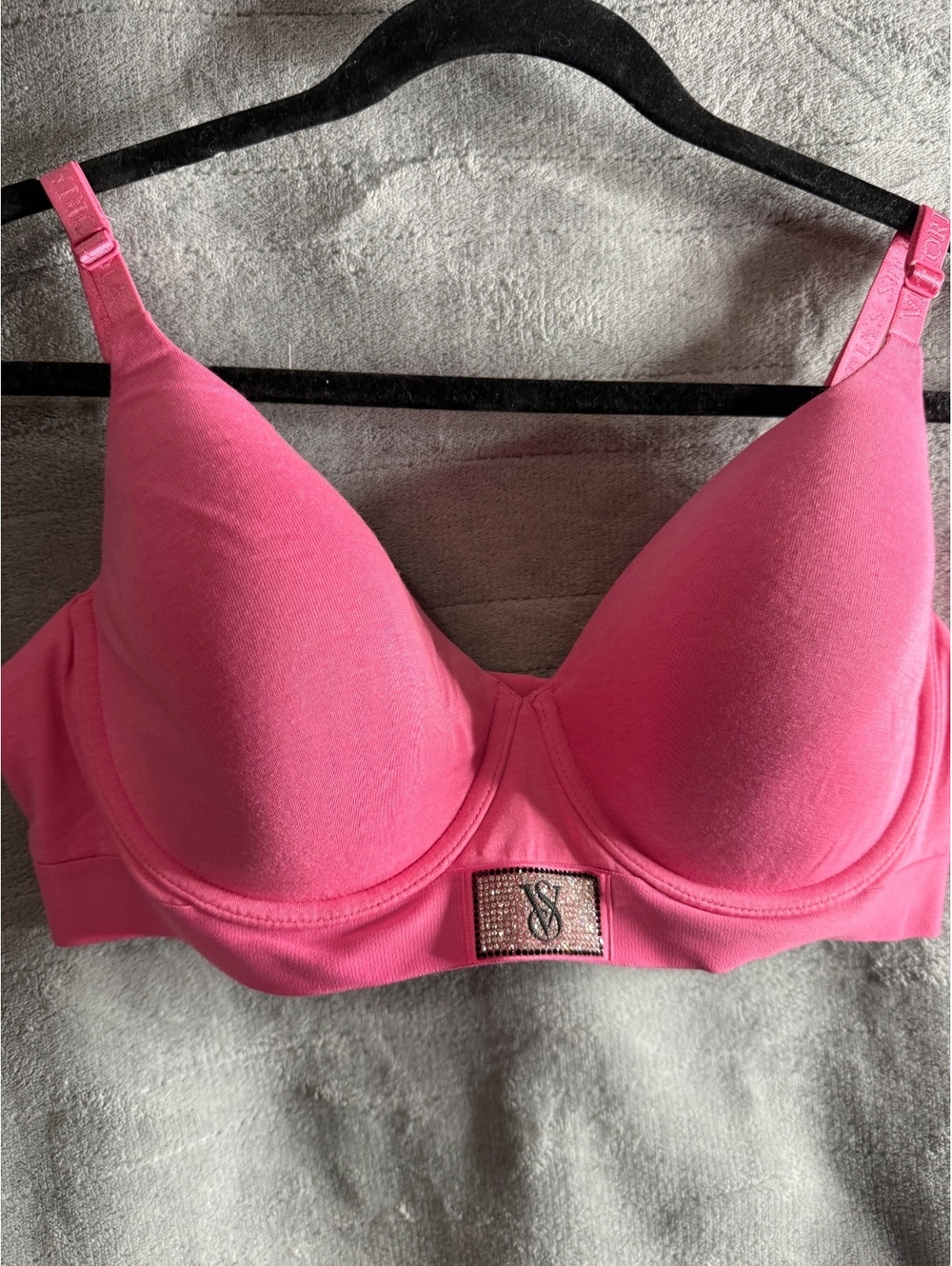 Victoria’s Secret Shine Patch Lightly Lined Full Coverage Bra 38D Pink NWOT